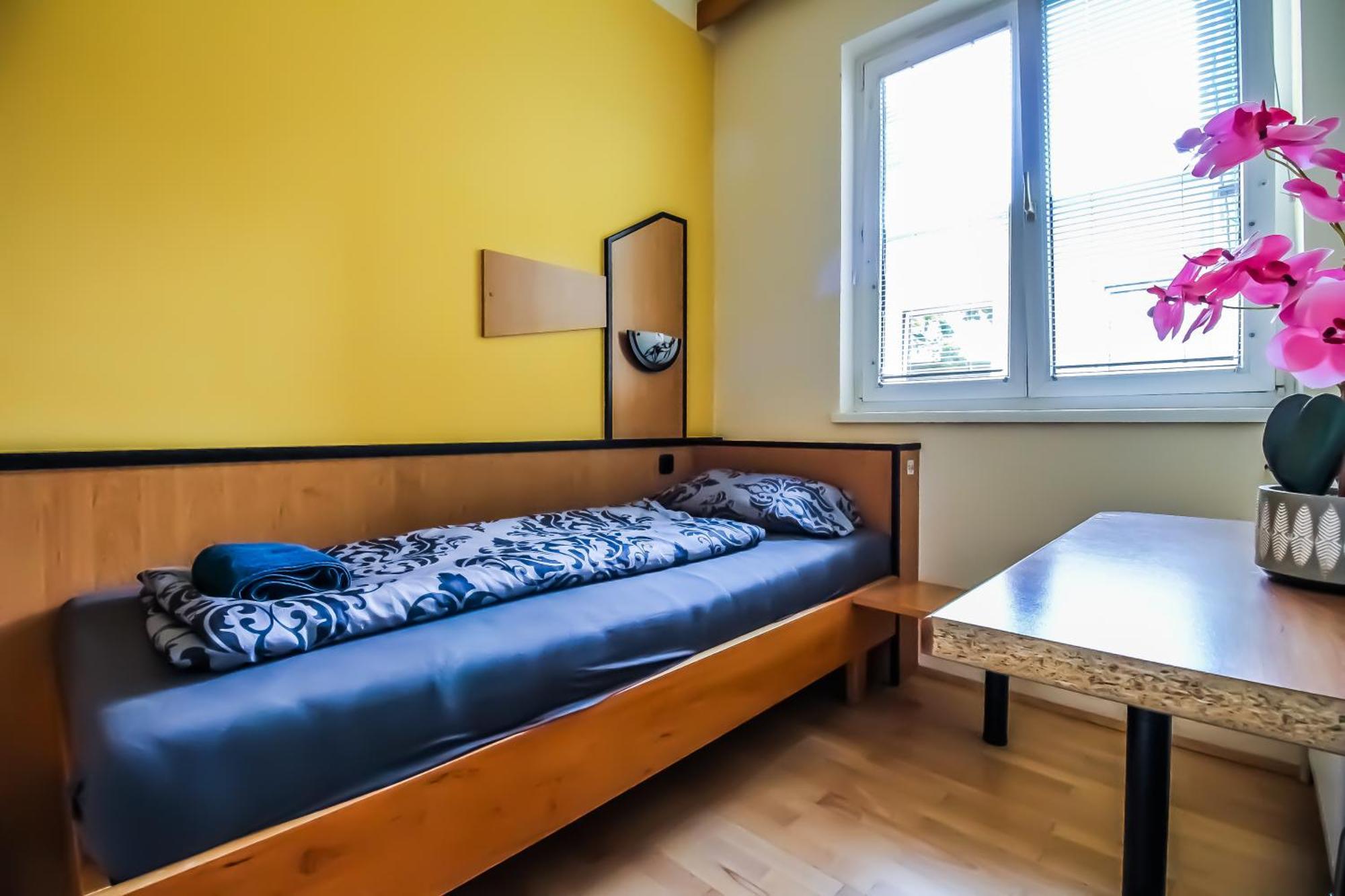Cozy Rooms - U3 Hutteldorferstrasse Vienna Esterno foto